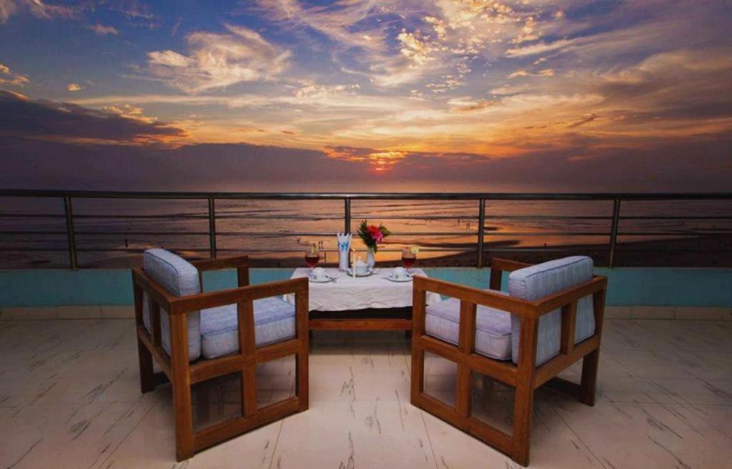 Hotel Sea Crown Cox's Bazar Extérieur photo