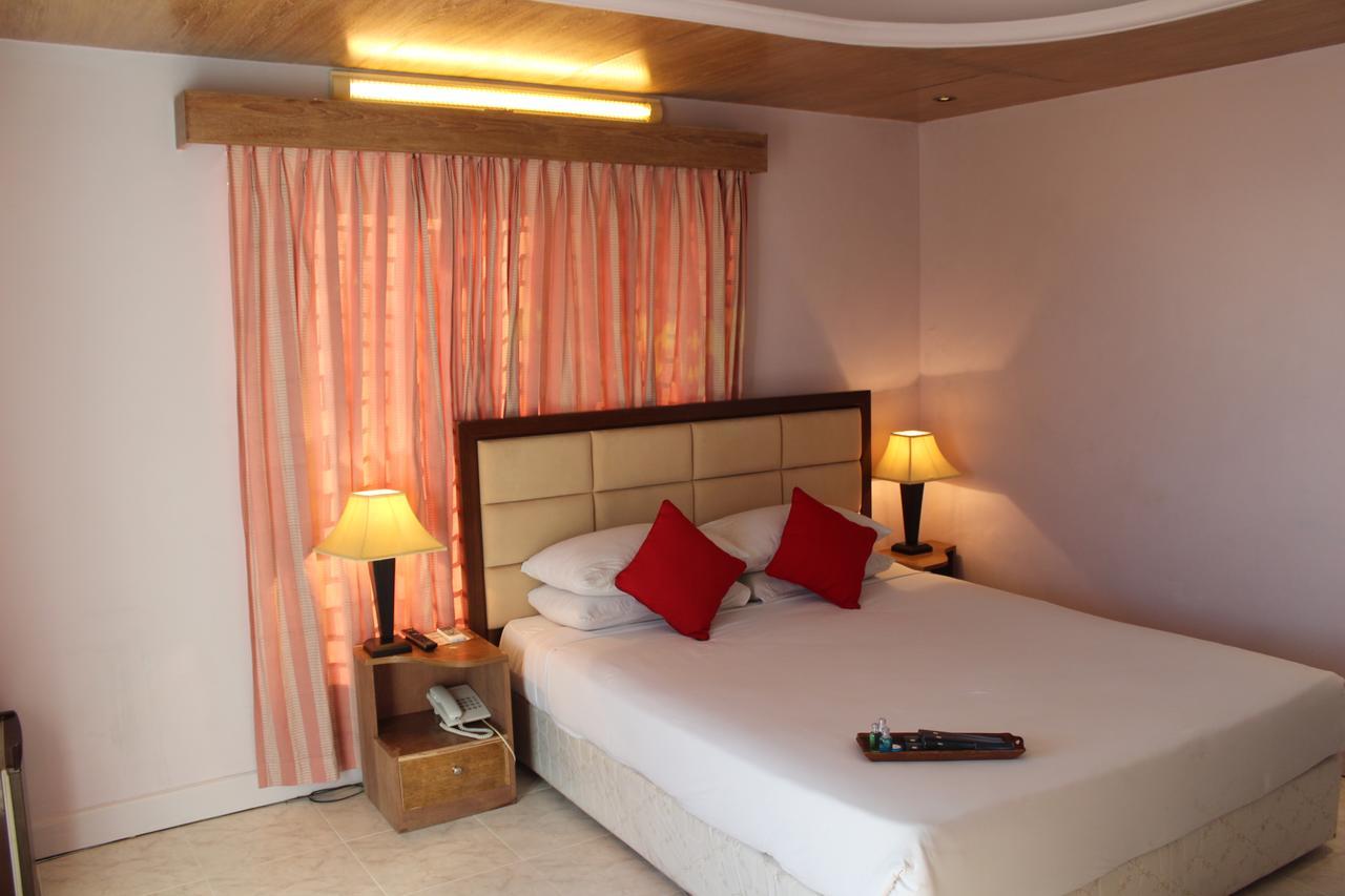 Hotel Sea Crown Cox's Bazar Extérieur photo