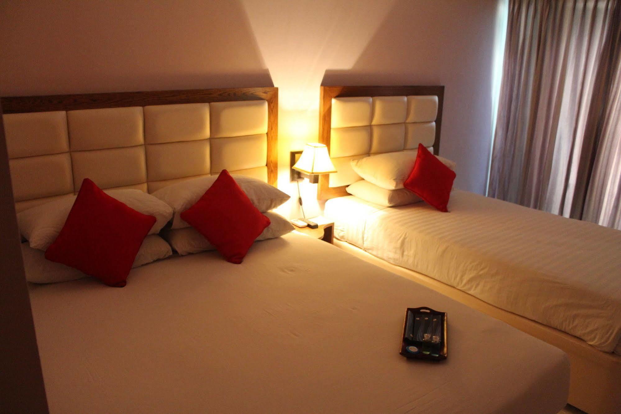 Hotel Sea Crown Cox's Bazar Extérieur photo